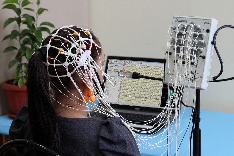 Precio de electroencefalograma con un médico particular 